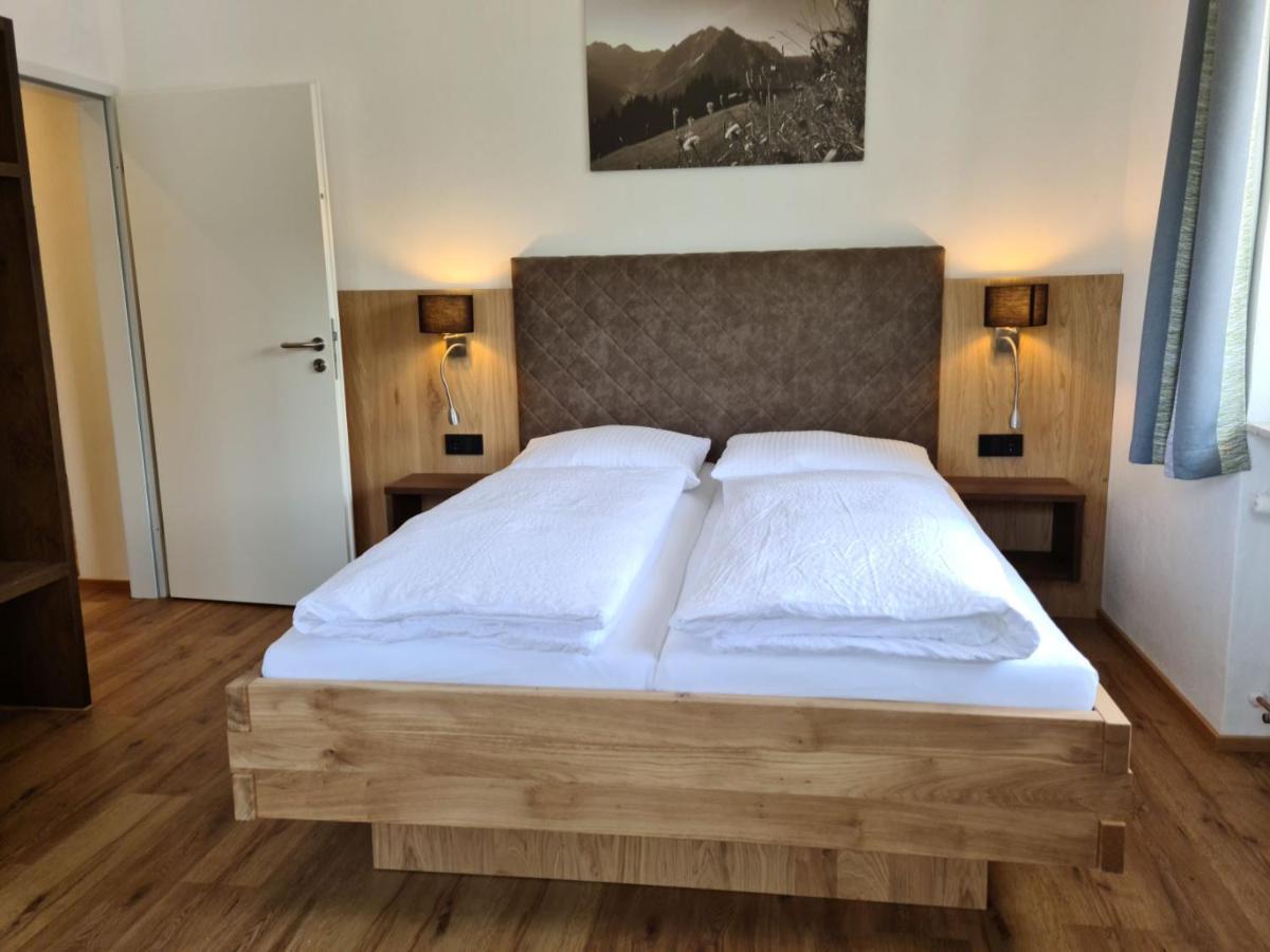 Haus Haberstock Appartement Riezlern Buitenkant foto