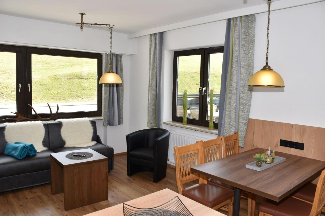 Haus Haberstock Appartement Riezlern Buitenkant foto