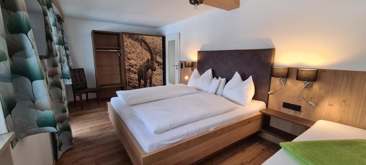 Haus Haberstock Appartement Riezlern Buitenkant foto